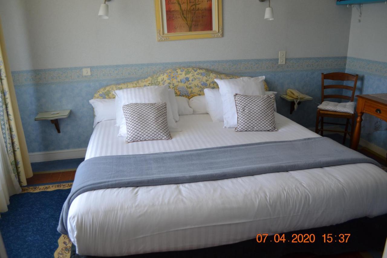 Hotel Le Castel Brissac-Quince Dış mekan fotoğraf